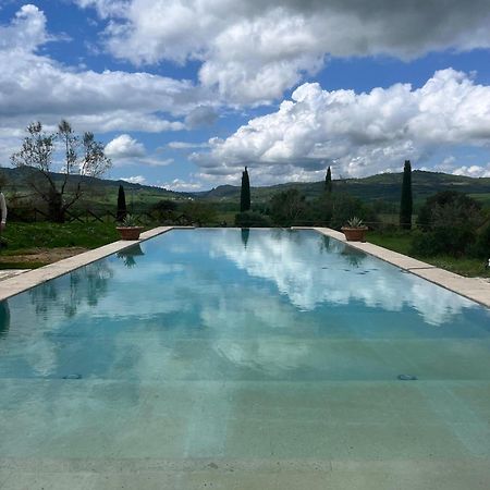 Agriturismo Le Sorbelle D'Orcia Con Piscina Pienza Exterior photo