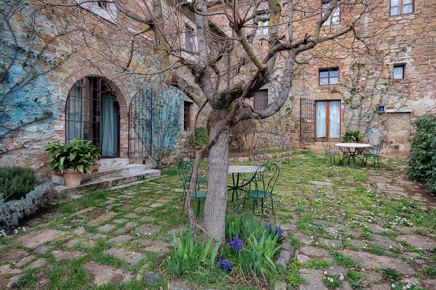 Agriturismo Le Sorbelle D'Orcia Con Piscina Pienza Exterior photo