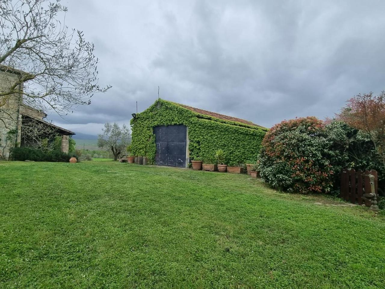 Agriturismo Le Sorbelle D'Orcia Con Piscina Pienza Exterior photo