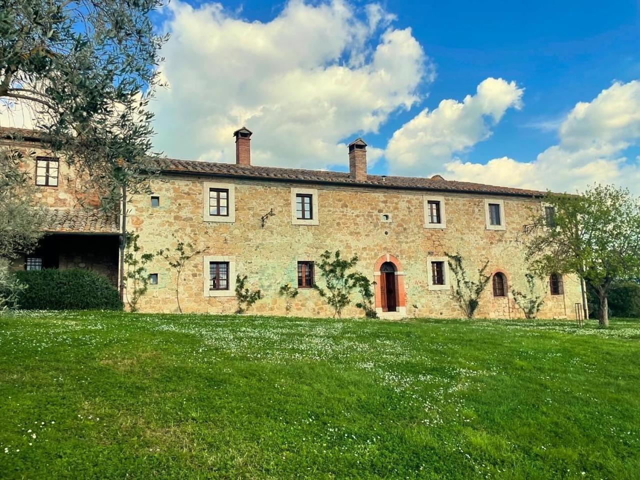 Agriturismo Le Sorbelle D'Orcia Con Piscina Pienza Exterior photo
