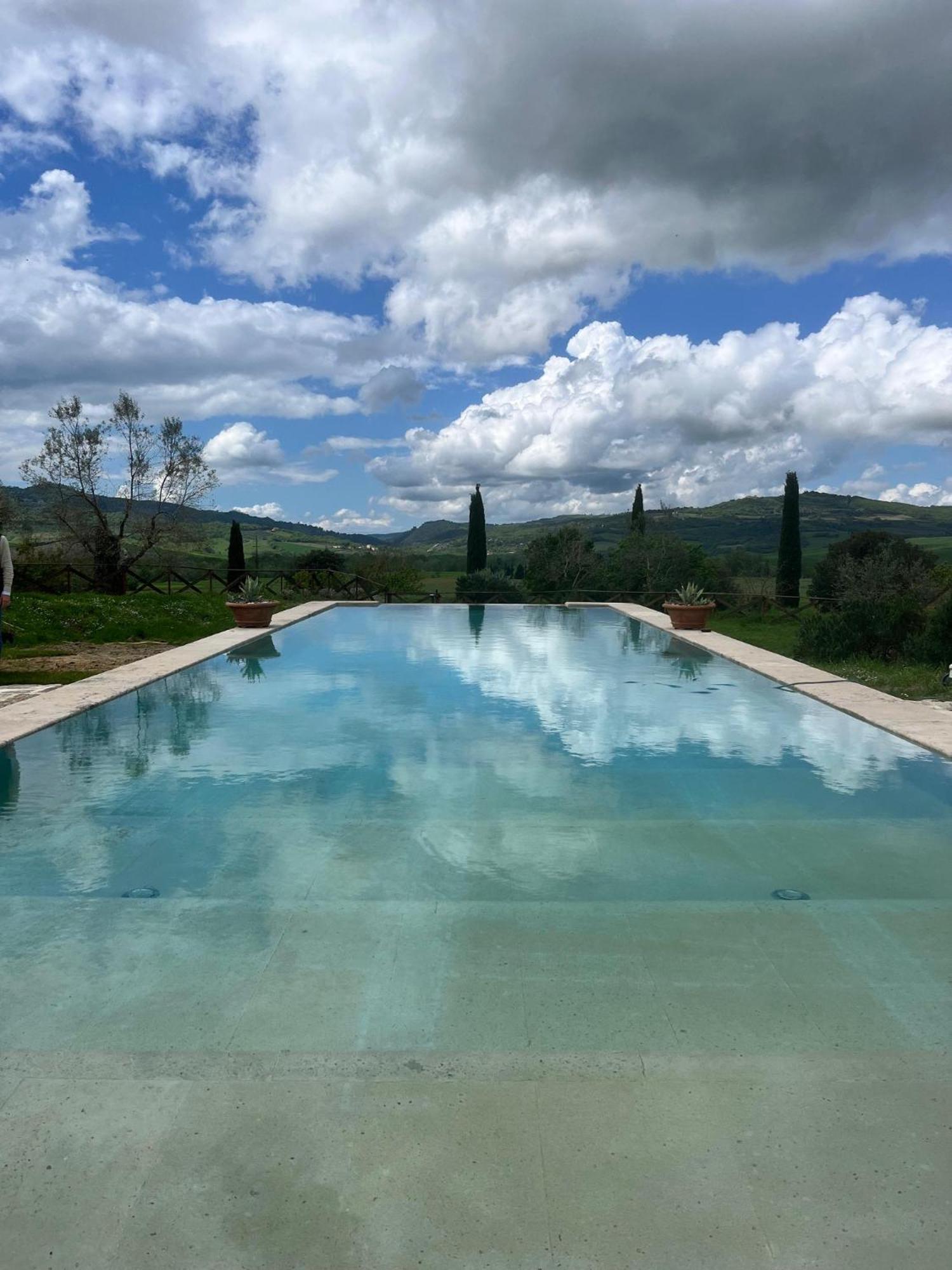 Agriturismo Le Sorbelle D'Orcia Con Piscina Pienza Exterior photo