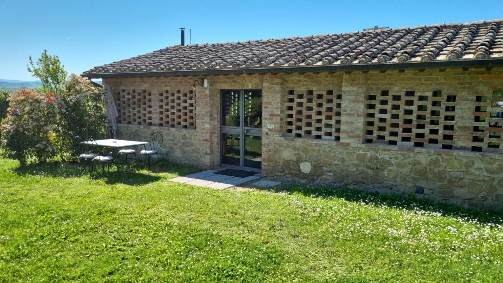 Agriturismo Le Sorbelle D'Orcia Con Piscina Pienza Exterior photo